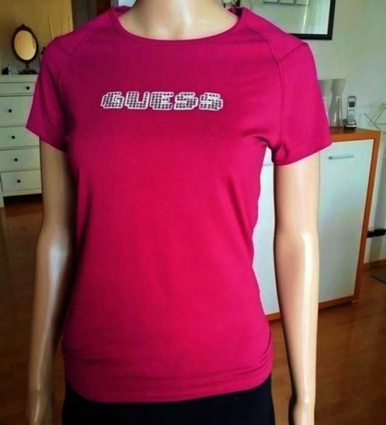 Wunderchöne T-Shirt von Guess / Guess 