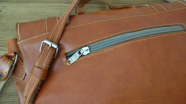 Schöne Ledertasche - Echtleder!!!