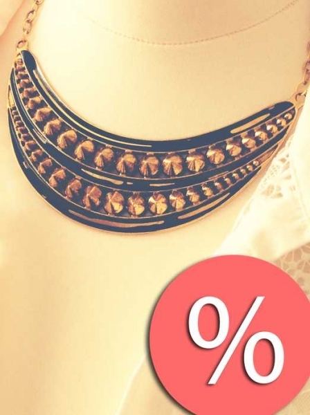 Statement-Kette mit Nietenbesatz