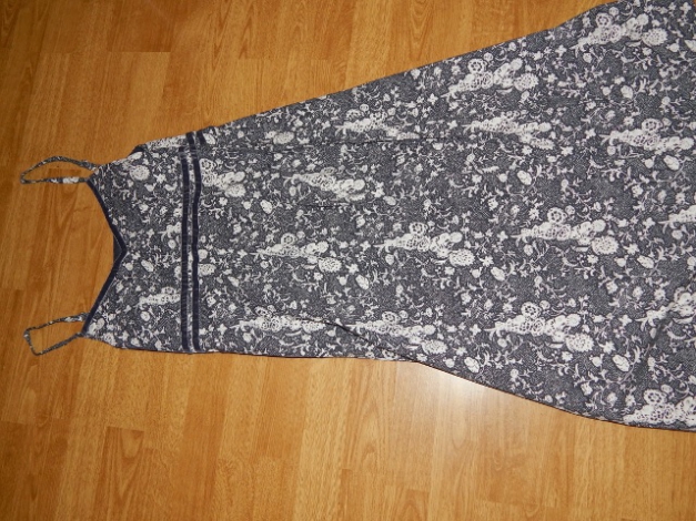 Blümchen Sommerkleid Gr. M der Marke H&M