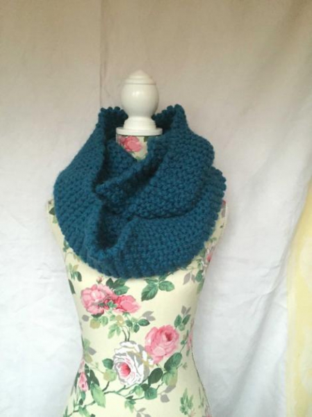 Selbstgestrickter Schal