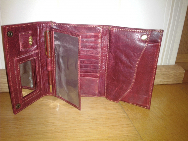 neues Lederportmonaie