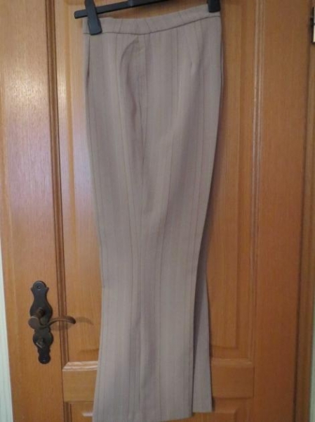 Damen Hosenanzug,beige,sehr schick