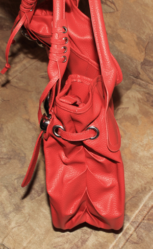 Schicke rote Handtasche