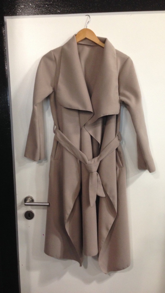 Wasserfall Trenchcoat beige 