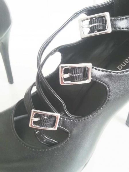 Neu! Graceland/Deichmann schwarze Riemchen-Highheels aus Kunstleder Gr. 37 / Neu!