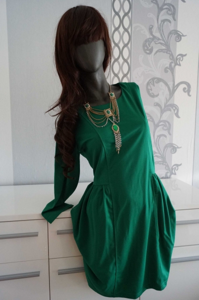 Kleid Wald grün mit langem silber Reißverschluss hinten 44 evtl. 46 XL