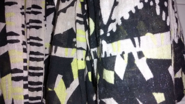 schwarz-weiß-neon-gelbes, langes Tuch/Schal