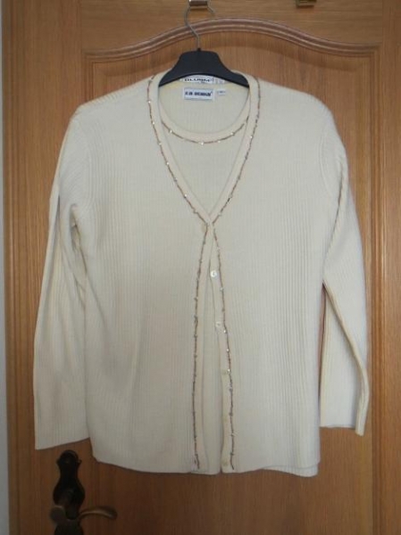 Twin-Set,weiß-creme,verziert,sehr schick
