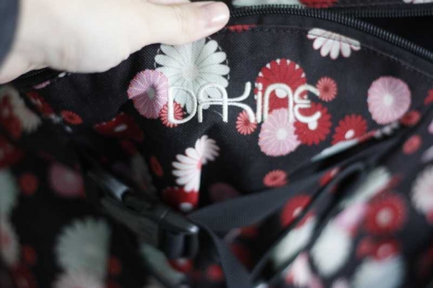Dakine Wonder Rucksack mit Blumenmuster