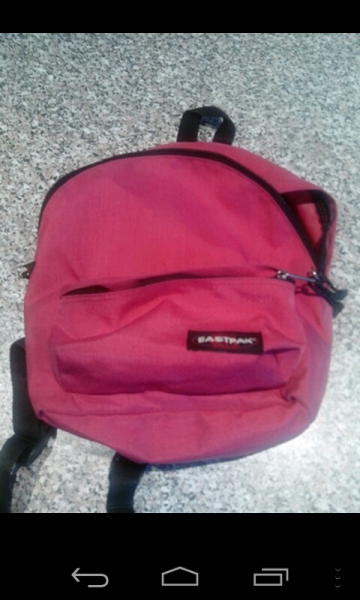 Süßer kleiner Eastpak