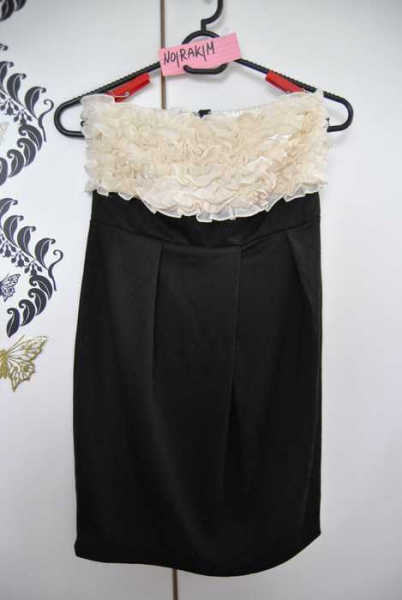 Minikleid mit Rüsschen in XS