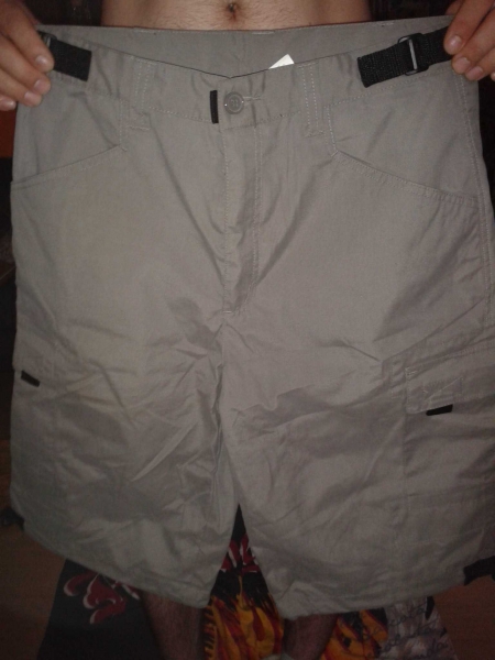 Knielange Herrenhose mit Weitenverstellung am Bund