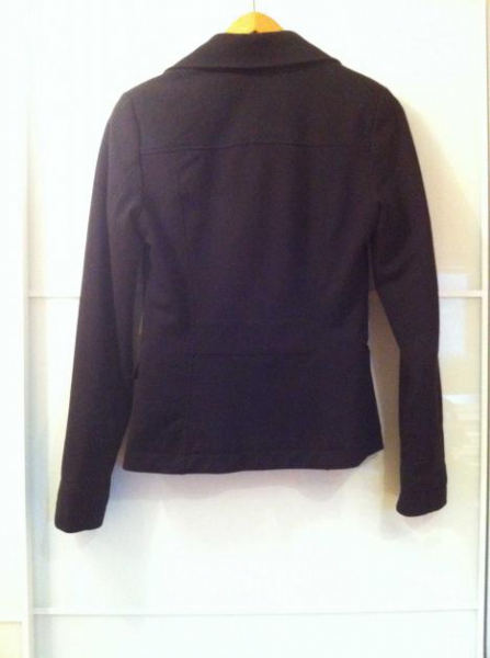 schwarze Jacke von H&M