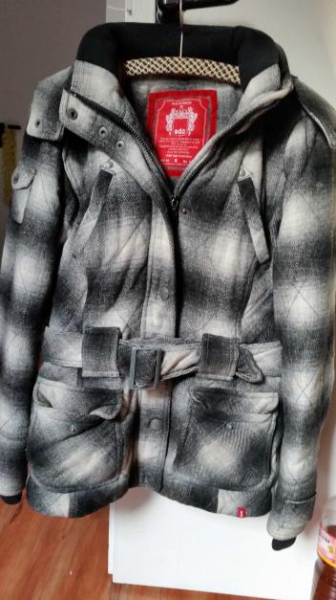 Toller Winter Mantel