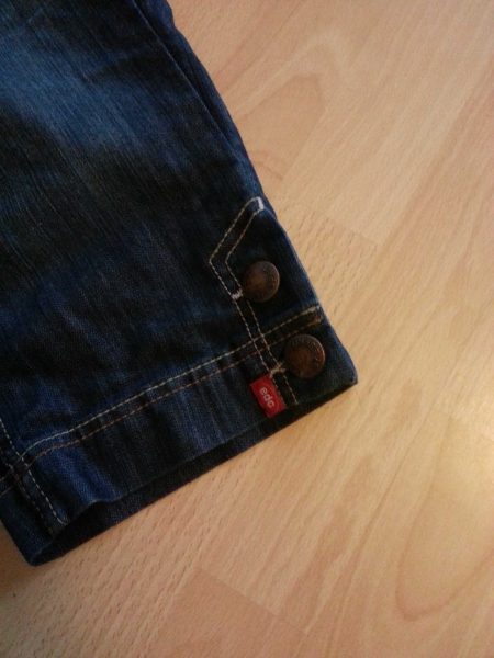 EDC by Esprit Jeans Caprihose Gr 26 / 27 // 32 / 34