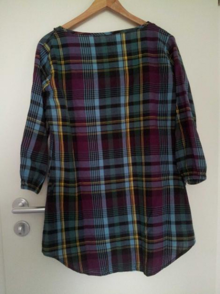 Long Bluse, kariert mit Rüschen