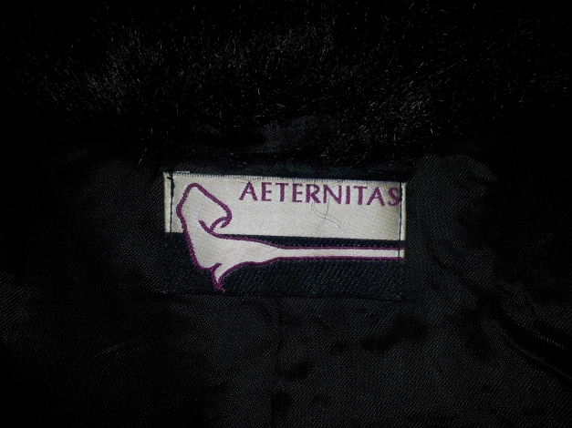 Gothic Flokati-Kurzjacke von Aeternitas