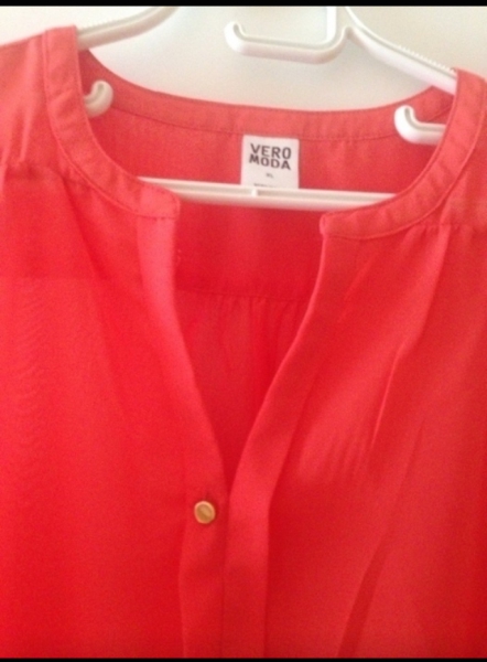 oranges Oberteil von Vero Moda