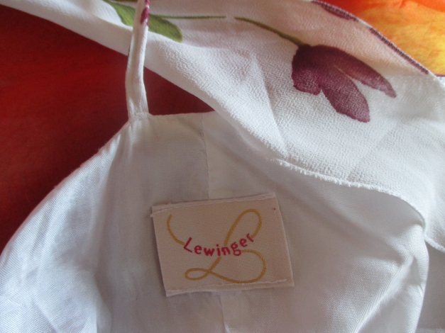 NEU mit ETIKETT * Edel * Anlass * Cocktail * Blumen * Blüten * Flower- Power * Seiden- Crepè de Chine * Zipfel * Träger- Kleid 