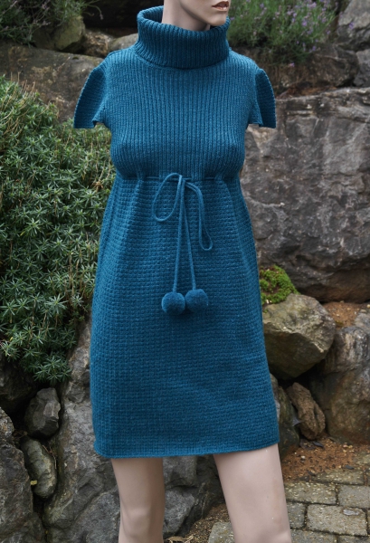 Strickkleid / Rollkragen