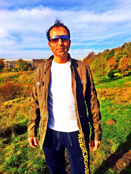 Trendige Herrenjacke von Autark in M