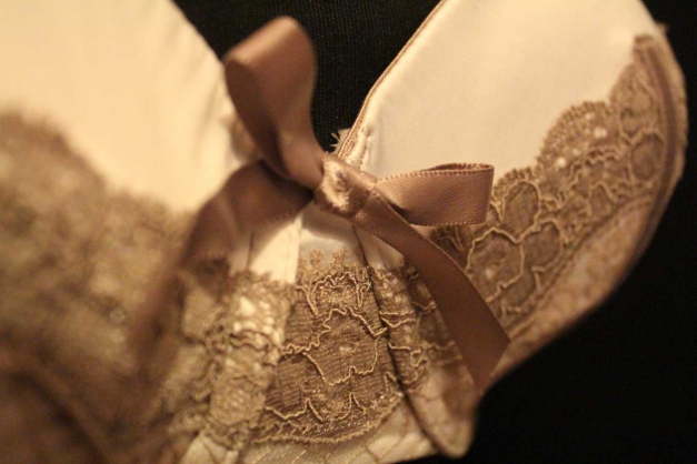 NEU - Stilvoller Strapless BH Hunkemöller Bodique Spitze 75D