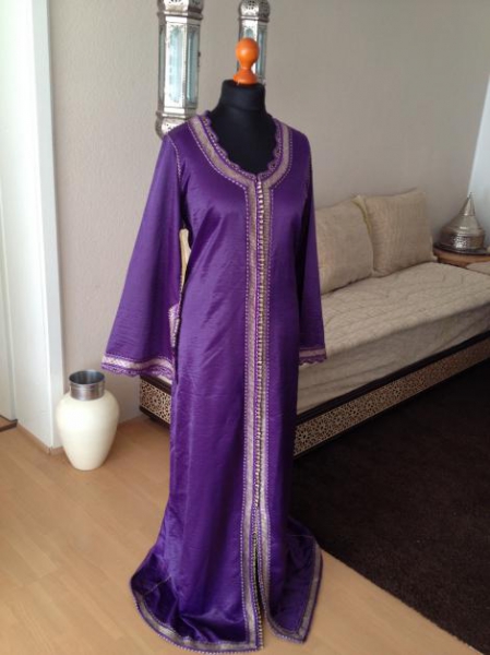 Marokkanischer Dfin mit Gürtel, Jellaba, Takschita, Abaya, Kaftan