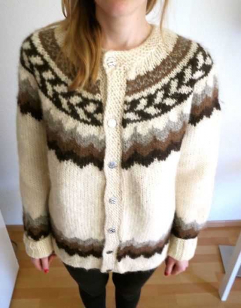 Wunderschöner vintage Strickpulli/Jacke aus Island 