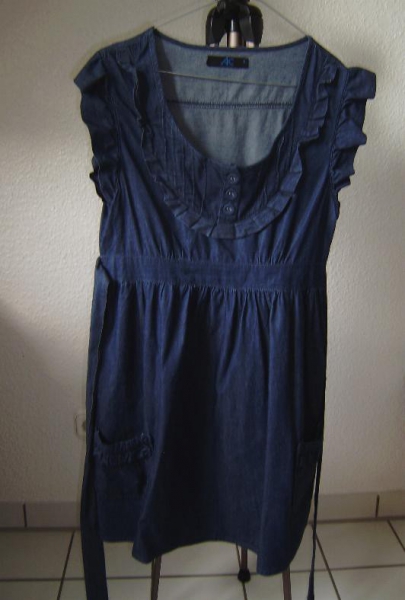 Niedliches verspieltes Sommer Kleid im Jeans Look Gr. L bzw. M