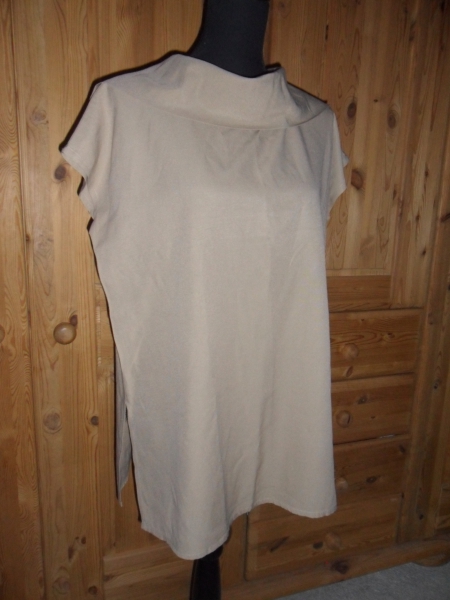 Bluse ohne Arm Gr.44