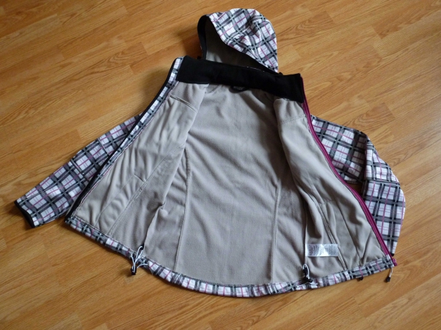 Karierte Jacke Winterjacke in weiß rosa grau schwarz