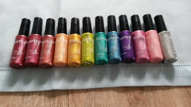 12 NEUE Nagellacke von Kurtzy