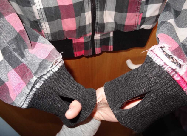 Coole karierte Winterjacke in pink, weiß, schwarz