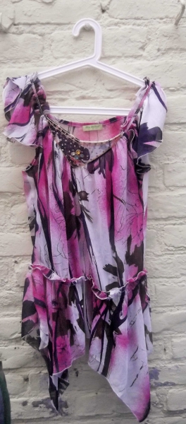 süßes feenartiges Sommer-/Frühlingsshirt