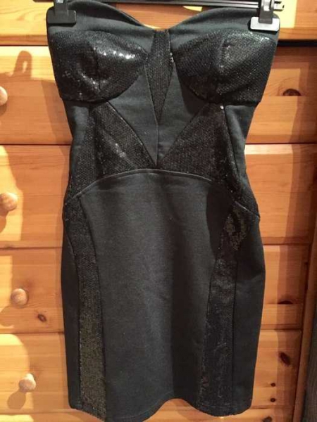 Wunderschönes Abendkleid von Castro