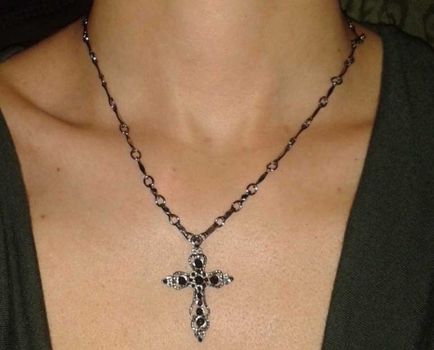 Schware Kreuzkette / Rosenkranz 