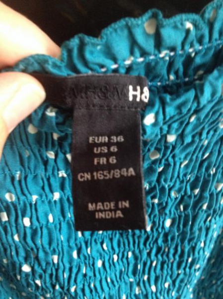 Süßes Kleidchen mit Punkten 