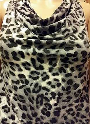 Wunderschöne Tunika /Mini Kleid in Leo look