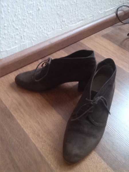 Edle Lederschuhe, Halbschuhe mit Absatz