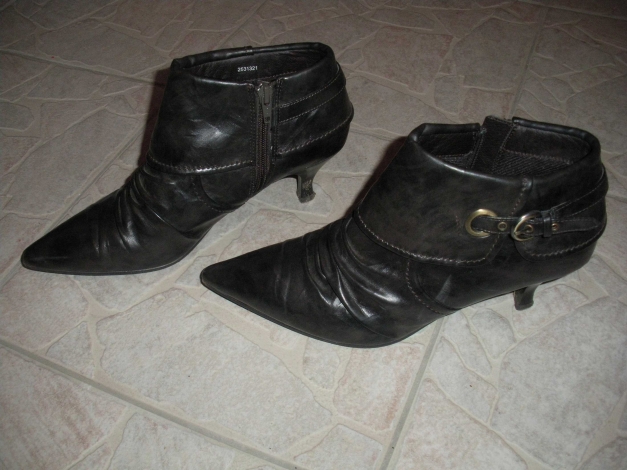 Marco Tozzi Stiefelette Gr.40 Top grau