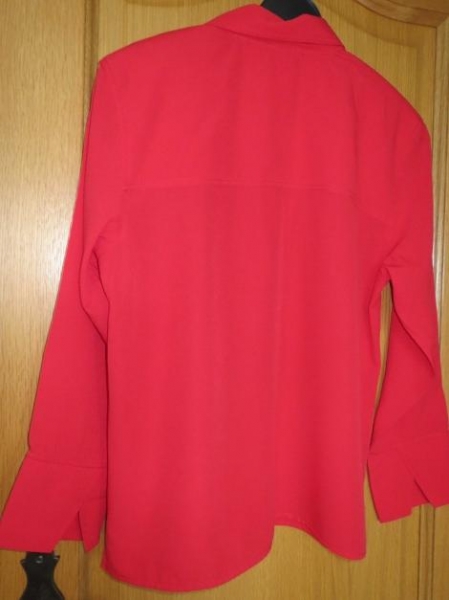 Bluse, Gr.42/M, rot, mit 3/4 Ärmeln, neu