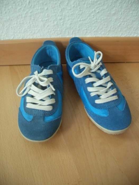 Blaue Buffalo Turnschuhe in 37