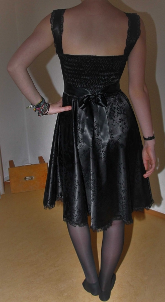 Schwarzes Hell Bunny Gothic Kleid