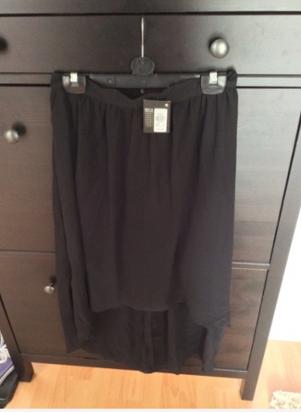 Schwarzer Rock Primark high low 38