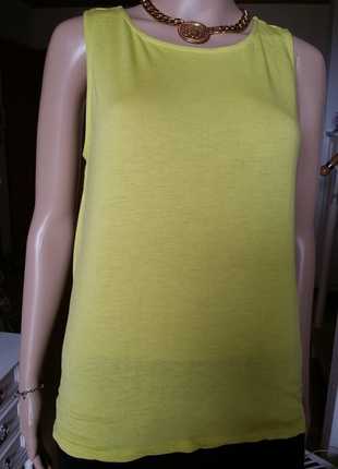 Sehr schöne Top mit Raffinierten Rücken Teil von Atmosphäre