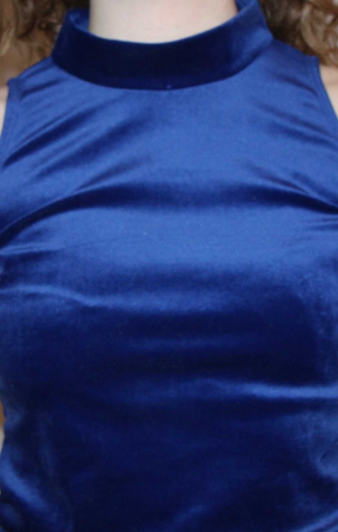 Blaues Samt Oberteil mit Kragen