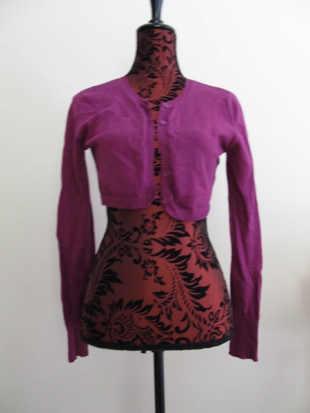 lila Bolerojäckchen