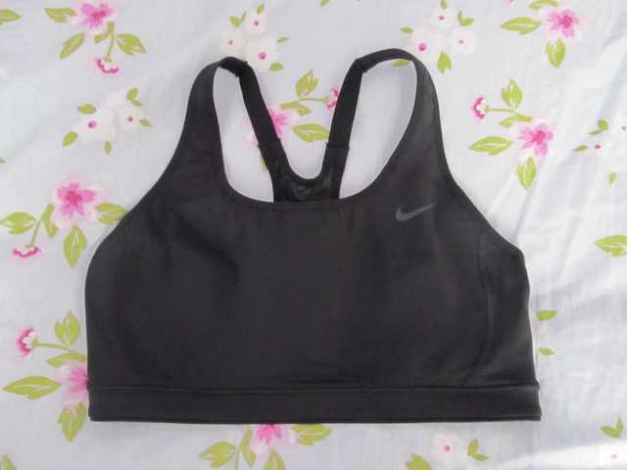 Sportbh Nike M starker Halt verstellbarer Verschluss