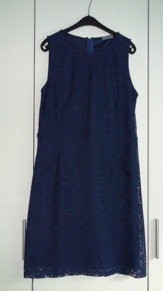 Etui Kleid Gr.36 Neu